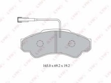 Колодки тормозные передние комплект Lynx для Fiat Ducato / Citroen Jumper 02> 164.6x19.2x69.3 / с датчиком износа / на длинную базу + ЕЛАБУГА Колодки тормозные передние комплект Lynx для Fiat Ducato / Citroen Jumper 02> 164.6x19.2x69.3 / с датчиком износа / на длинную базу + ЕЛАБУГА